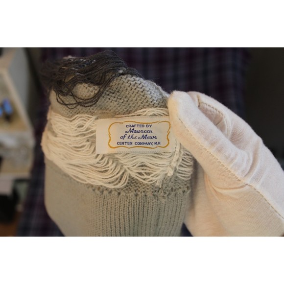 Vintage NWT The Mews Made in USA Acrylic Winter Cap - Picture 9 of 11